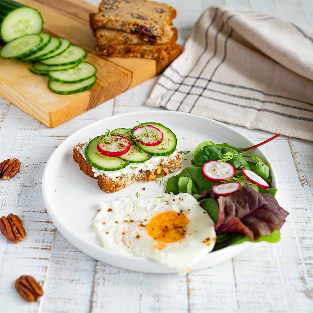 Dinkelvollkorn-Bananenbrot mit Ananas - Tropical