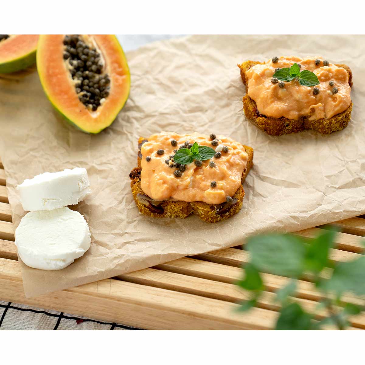 Dinkelvollkorn-Mangobrot mit Sauerkirschen - Summer